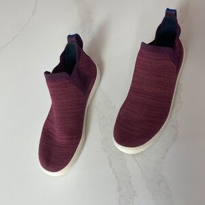 Size 9 Maroon Rothy High Tops
